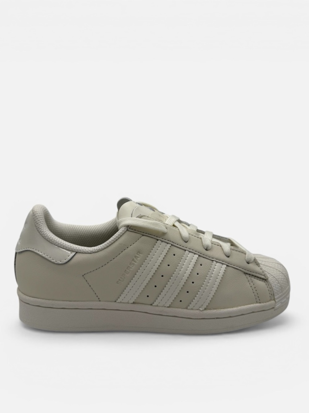 adidas Women’s superstar sneakers - off white/hearts